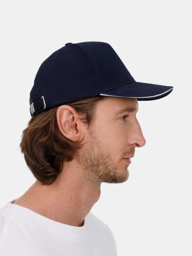 Бейсболка Classic 2.0, темно-синяя с белым кантом 6