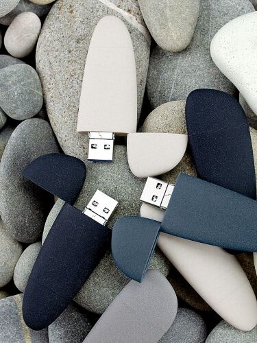 Флешка Pebble Universal, USB 3.0, серая, 64 Гб 5