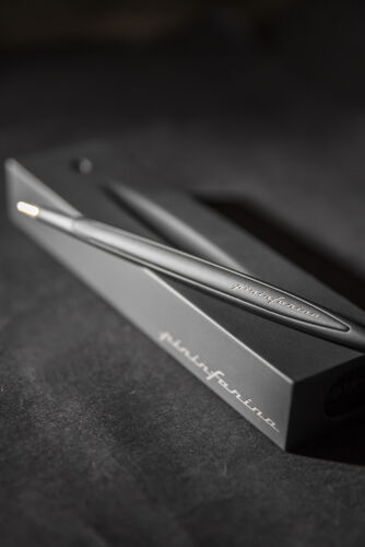 Вечная ручка Pininfarina Cambiano STEALTH BLACK 4 Вечная ручка Pininfarina Cambiano STEALTH BLACK 4
