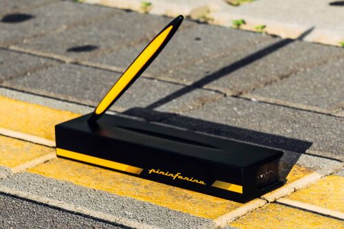 Шариковая ручка Pininfarina Cambiano Race Yellow 1 Шариковая ручка Pininfarina Cambiano Race Yellow 1