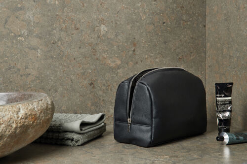 Косметичка VINGA Bermond из переработанного полиуретана RCS черн 4