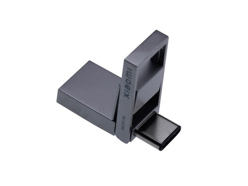 USB 3.0-флешка на 64 Гб с разъемами USB-A и Type-C 2