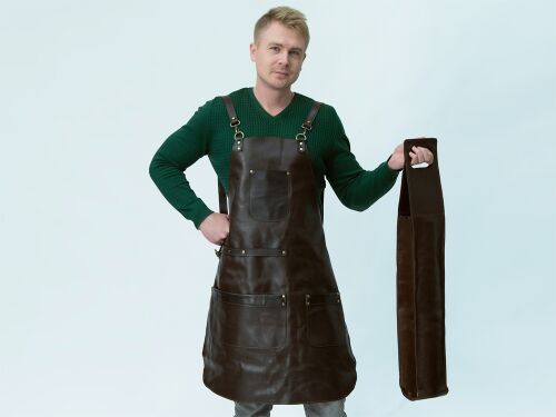 Набор: Фартук из натуральной кожи в тубусе 2