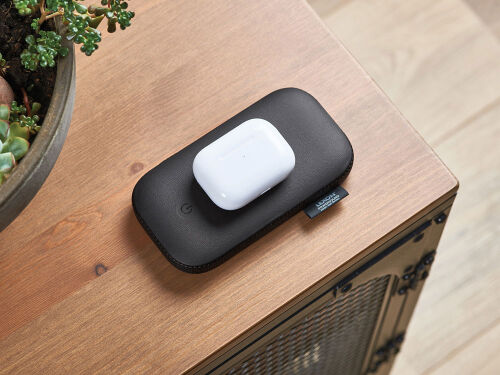 Внешний аккумулятор с беспроводной колонкой Powersound 4